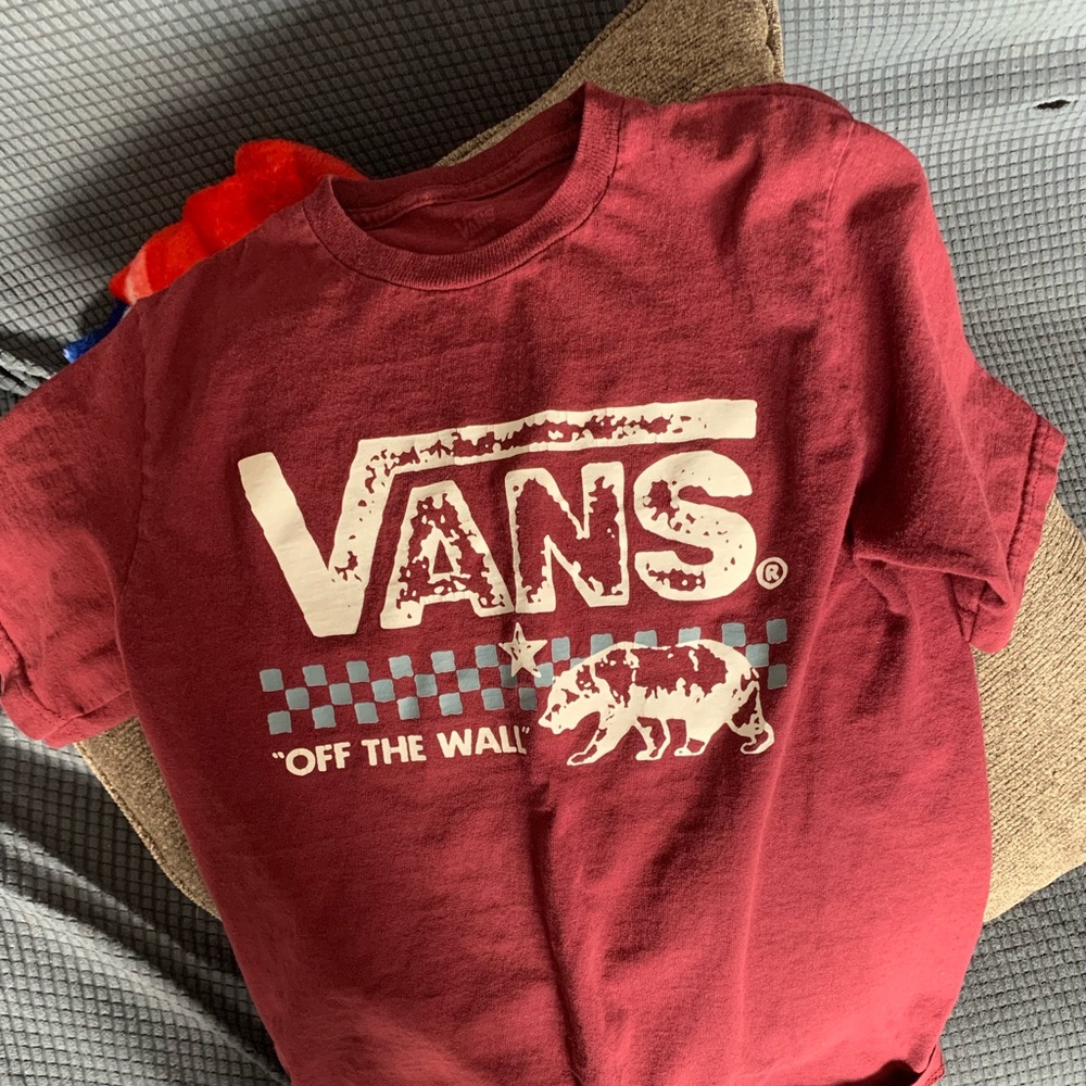 Bundle of two boys vans shirt size Medium